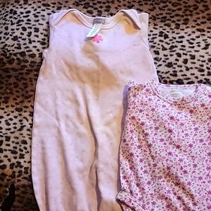 Newborn One Piece 18-month-old dress with 2 pairs of girls 3T-4T panties